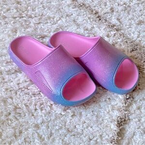 Like NEW! Youth Sparkly Slides